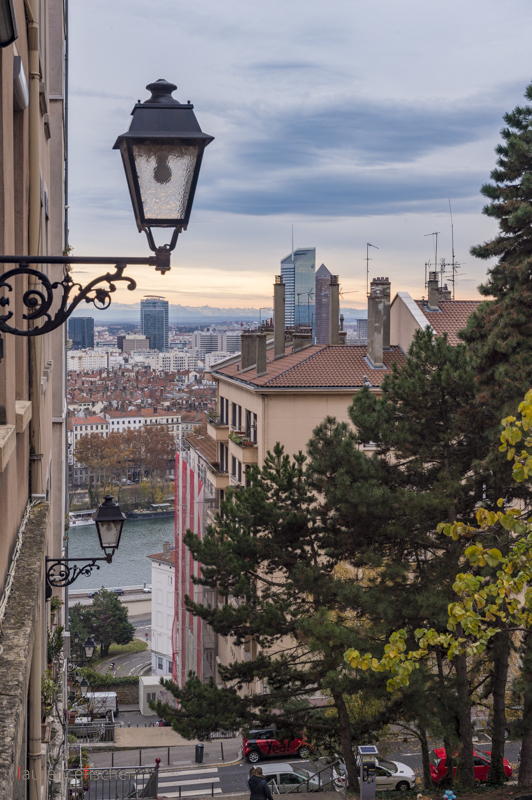 Alpes depuis les pentes de la Croix-Rousse à Lyon
