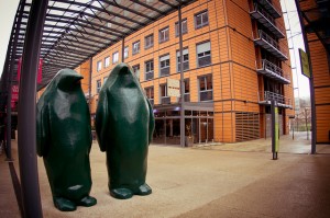 cite internationale statues pingouins